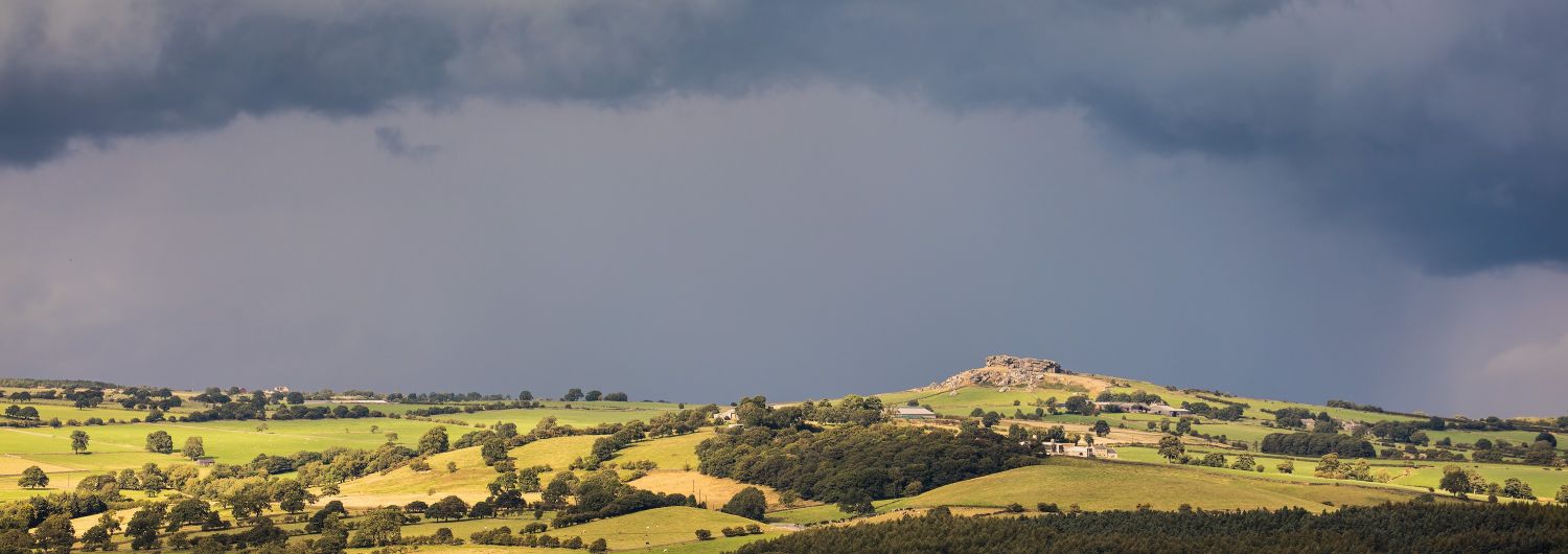 Yorks Almscliffe-Crag.jpg